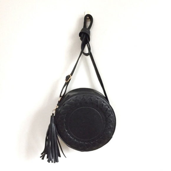 Boho Black Leather Crossbody Tassel Bag Purse NEW! - Picture 6 of 8